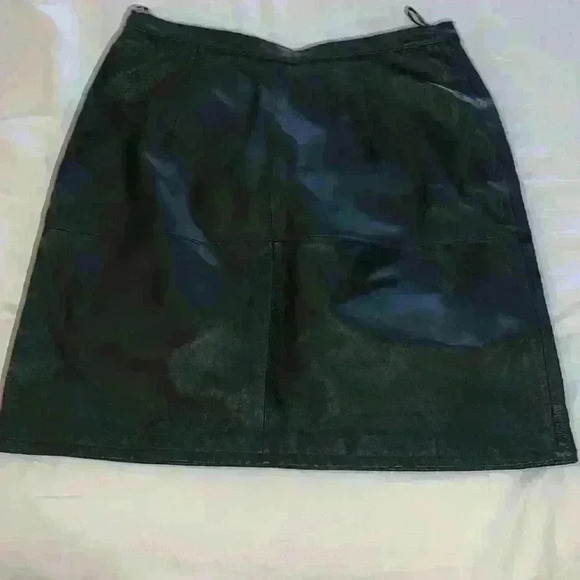 Shape fx woman’s leather skirt - Picture 3 of 6